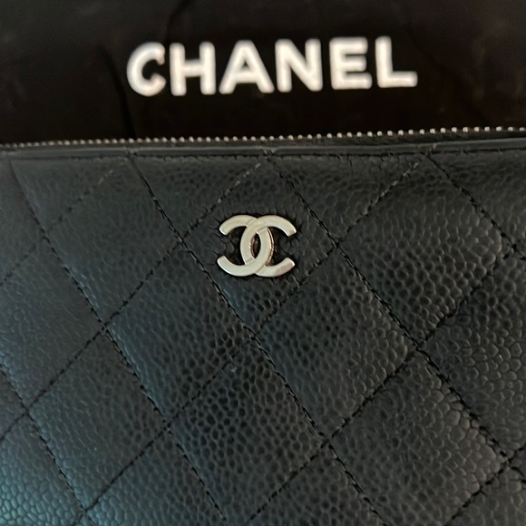 Chanel Caviar Wallet Leather Quilted 3/4 Zip Large Long Black / Silver - Picture 10 of 16